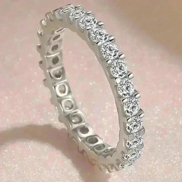 💥925 Silver Plated Bar Setting Round Cut Moissanite CZ Ring, GPMB1559 - Picture 2 of 6